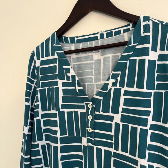 GARNET HILL Organic-Cotton Knit Henley Gown, Teal Geometric- XS - Picture 6 of 9